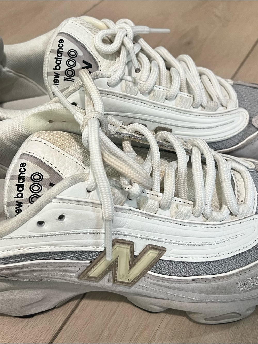 New Balance 1000 Men White and Gray Sneakers Sz11